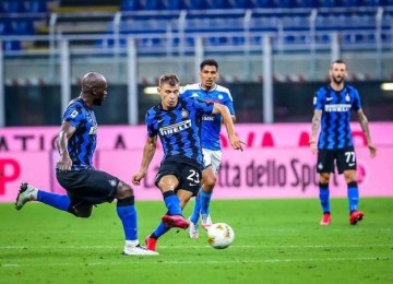 意甲巅峰对决:亚特兰大主场迎战国际米兰,争冠大战一触即发