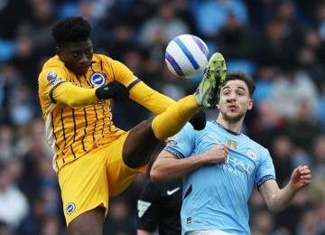 又进货?英媒:切尔西有意21岁巴莱巴,身价3500万&布莱顿标价1亿